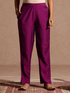 Janasya Women's Purple Silk Blend Zari Yoke Embroidery Straight Kurta Set