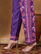 Janasya Women's Purple Cotton Blend Floral Printed Straight Kurta Set