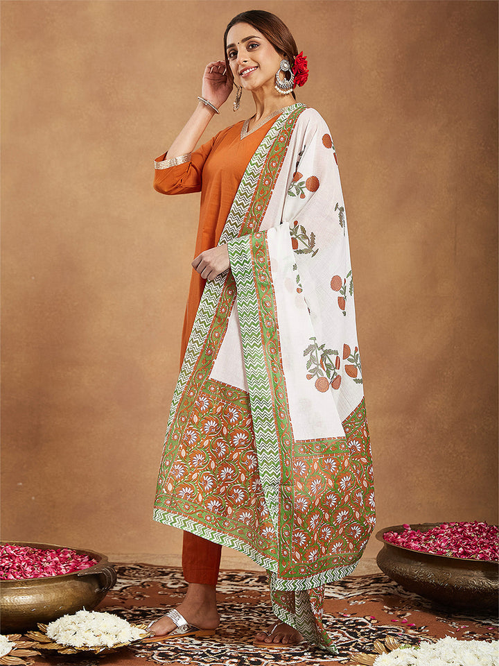 Janasya Women's Orange Pure Cotton Solid Straight Kurta Set - qivii