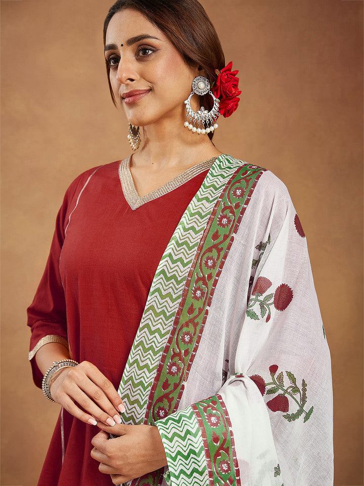 Janasya Women's Red Pure Cotton Embellished Straight Kurta Set - qivii