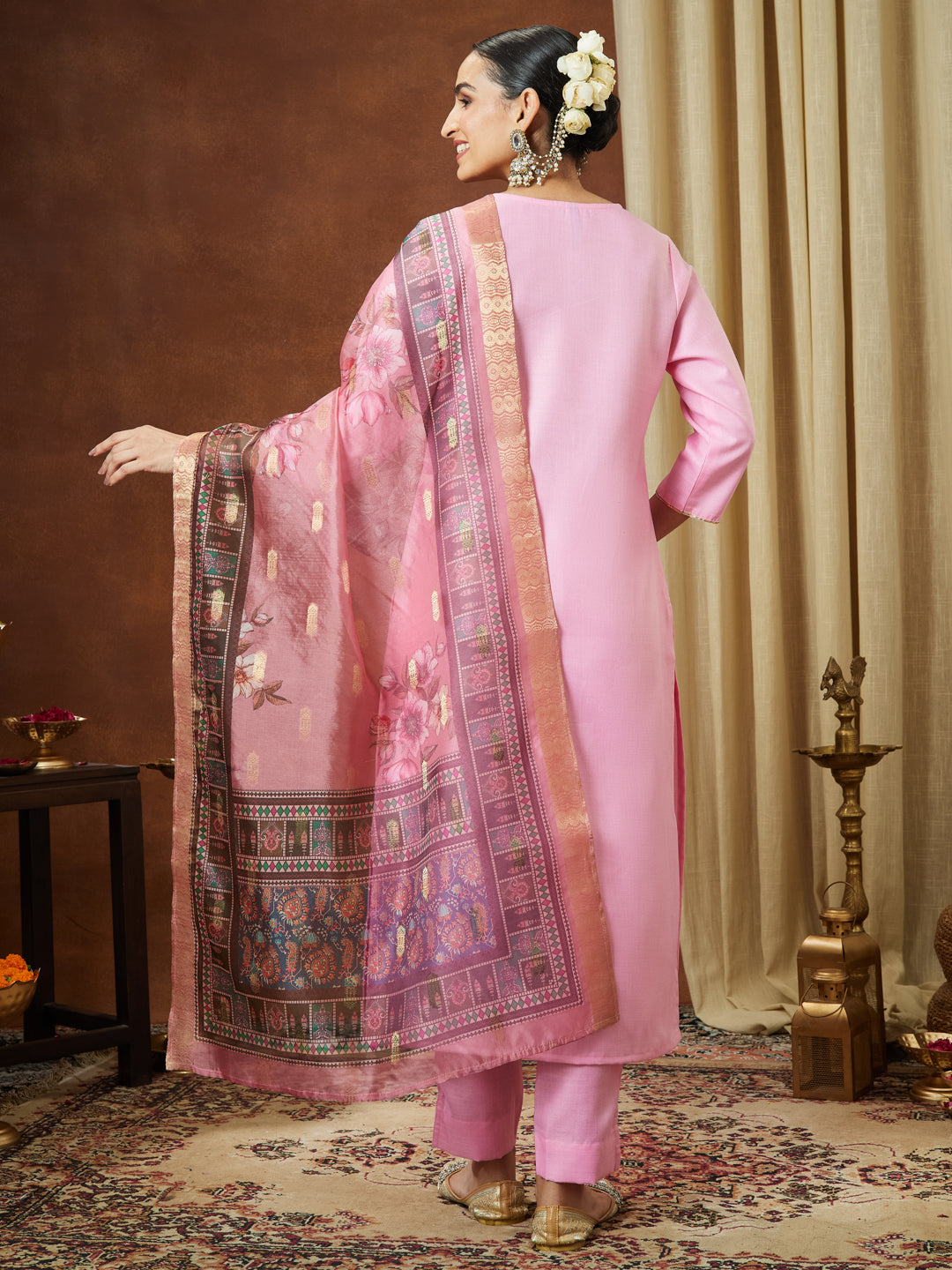 Janasya Women's Light Pink Cotton Blend Yoke Design Straight Kurta Set With Printed Dupatta