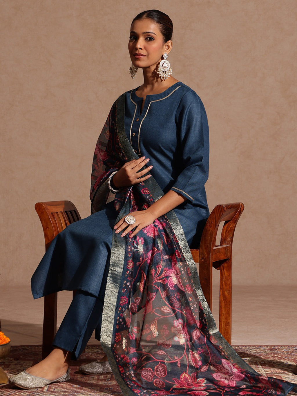 Janasya Women's Teal Blue Cotton Blend Yoke Design Straight Kurta Set With Printed Dupatta