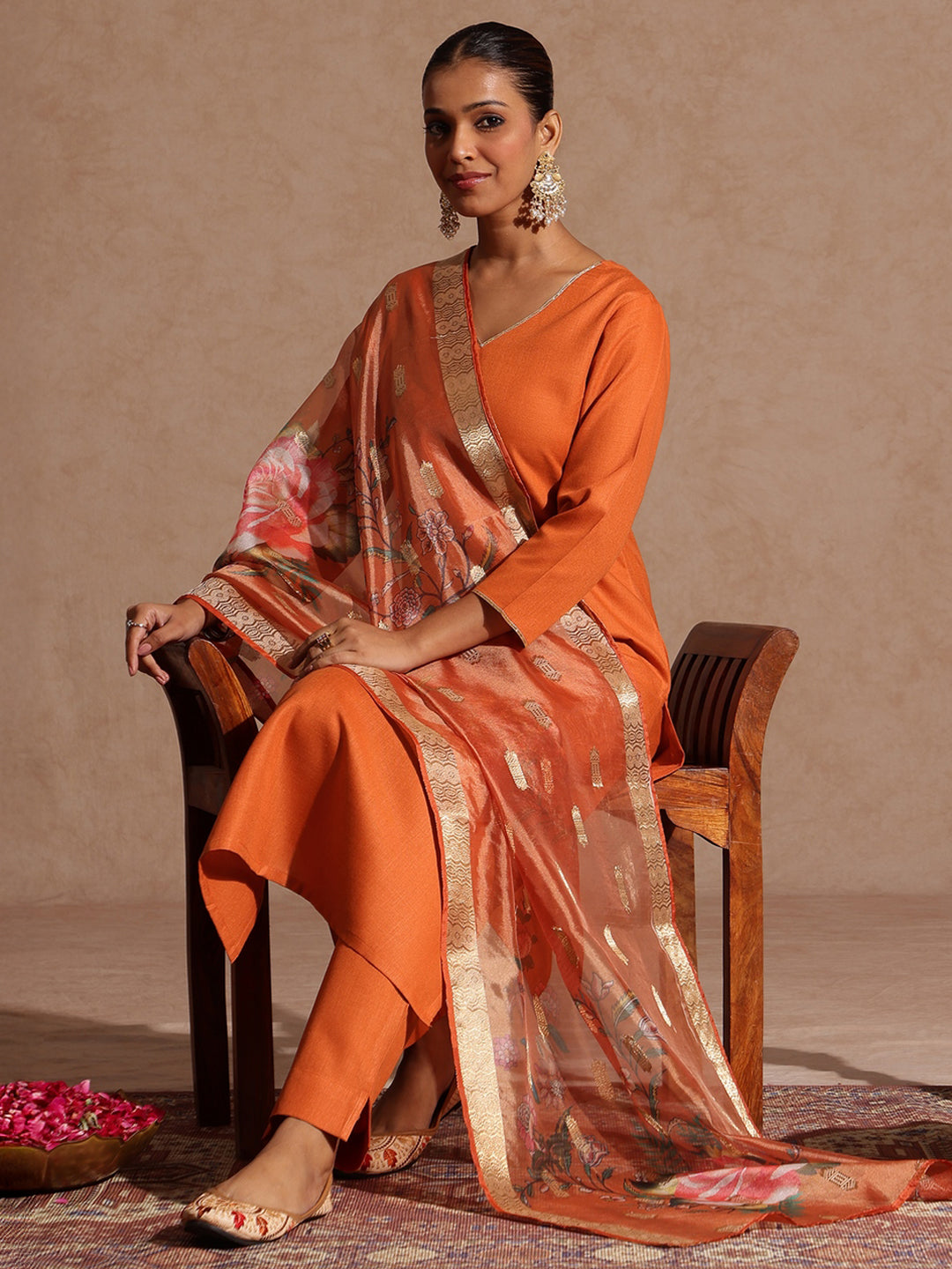 Janasya Women's Orange Cotton Blend Yoke Design Straight Kurta Set With Printed Dupatta