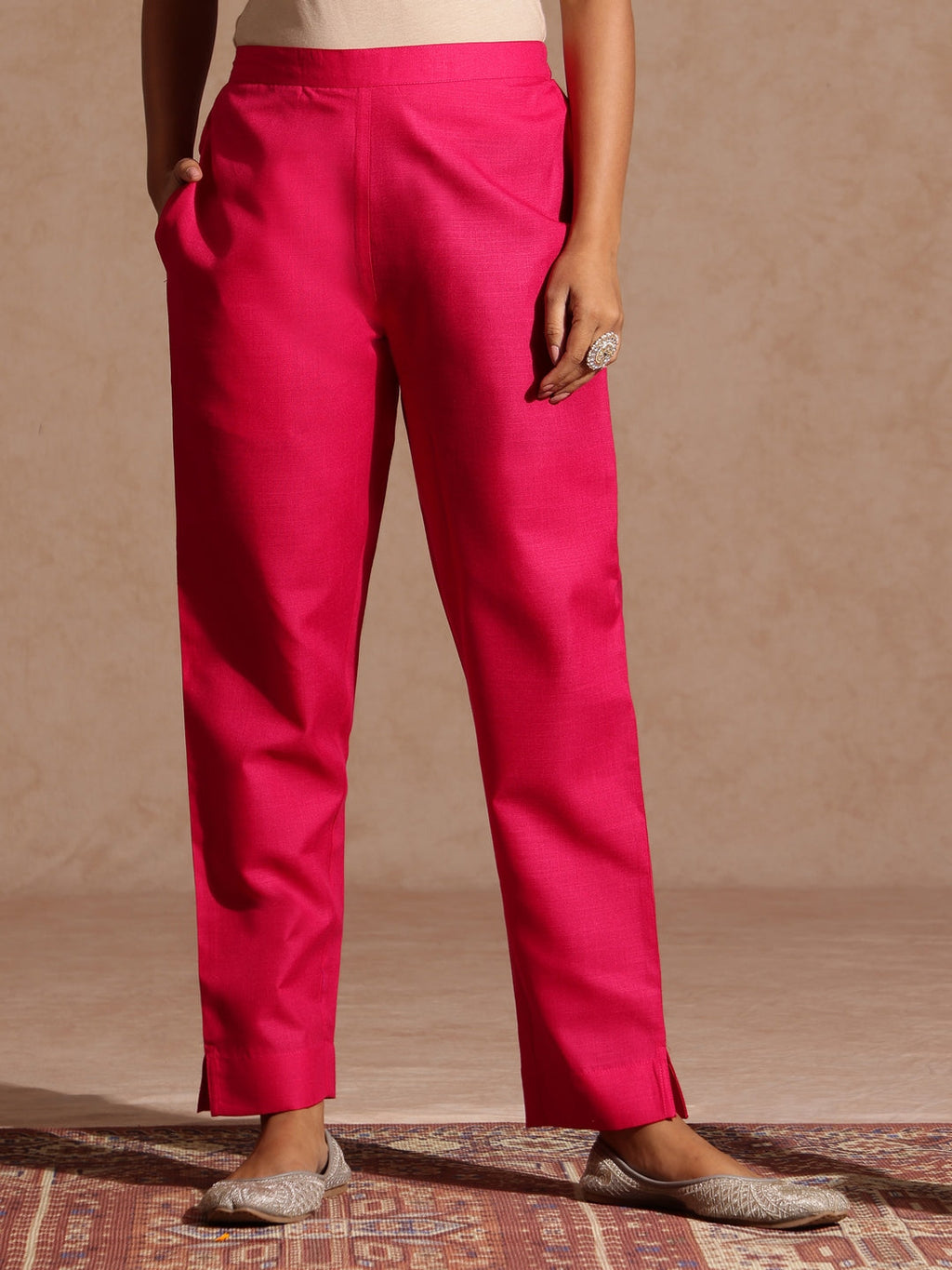 Janasya Women's Pink Cotton Blend Yoke Design Straight Kurta Set