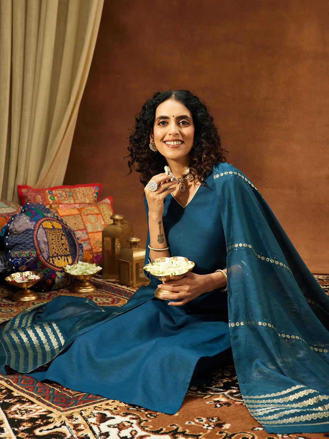 Janasya Women's Teal Blue Cotton Blend Yoke Design Straight Kurta Set