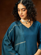 Janasya Women's Teal Blue Cotton Blend Yoke Design Straight Kurta Set