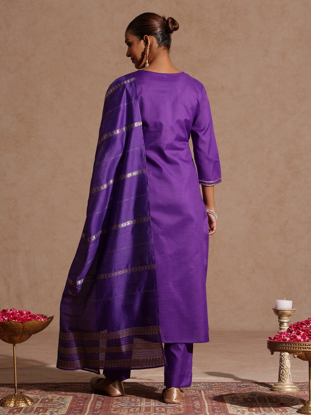Janasya Women's Purple Cotton Blend Yoke Design Straight Kurta Set