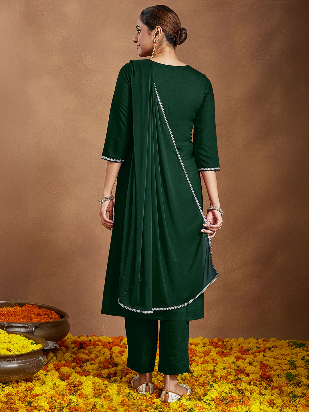 Janasya Women's Bottle Green Silk Blend Embroidered Straight Kurta Set