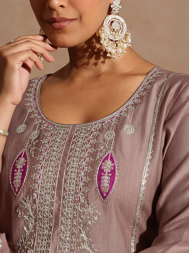 Janasya Women's Brown Silk Blend Embroidered Straight Kurta Set