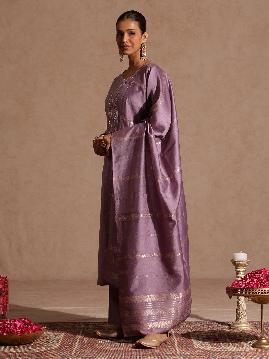 Janasya Women's Lavender Silk Blend Embellished Straight Kurta Set