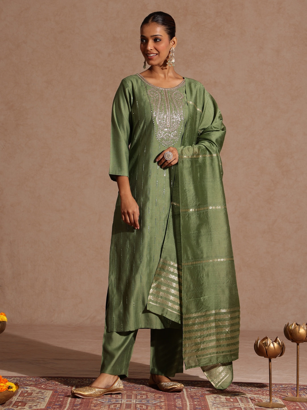 Janasya Women's Green Silk Blend Embellished Straight Kurta Set - qivii