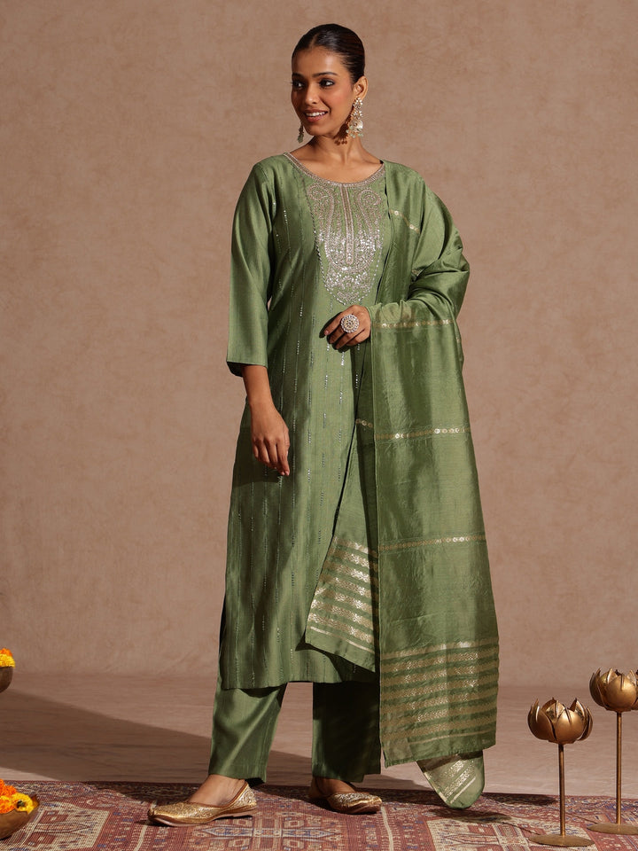 Janasya Women's Green Silk Blend Embellished Straight Kurta Set - qivii