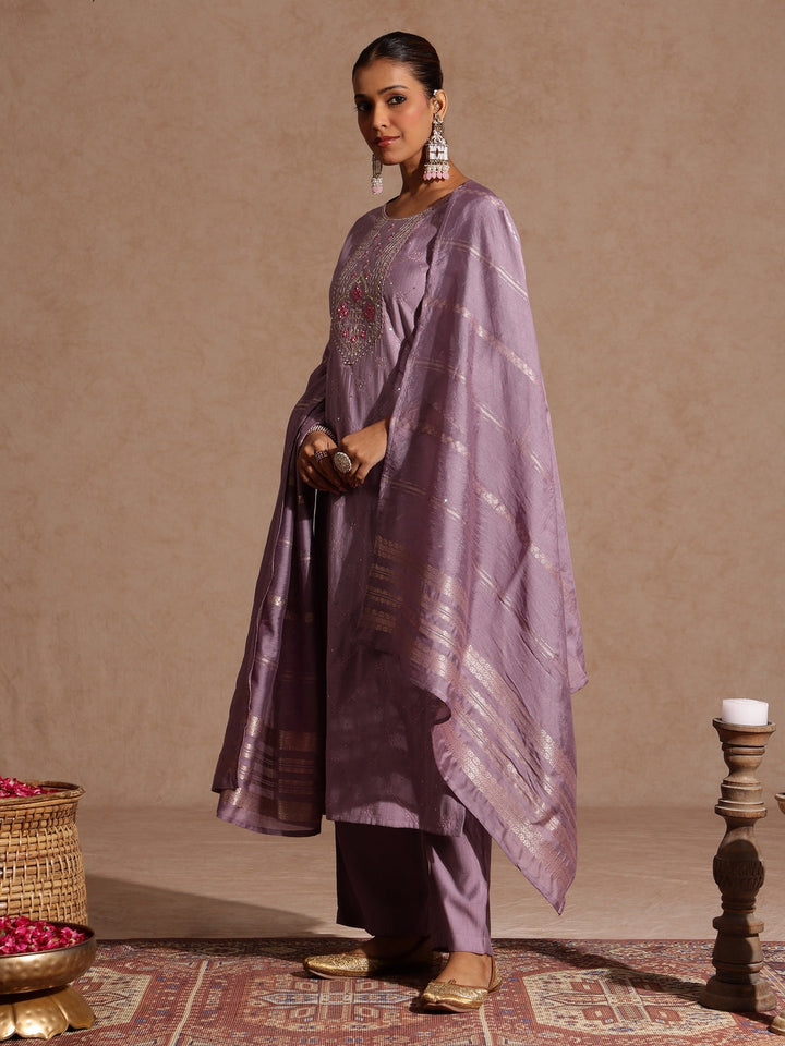 Janasya Women's Lavender Silk Blend Embellished Straight Kurta Set - qivii