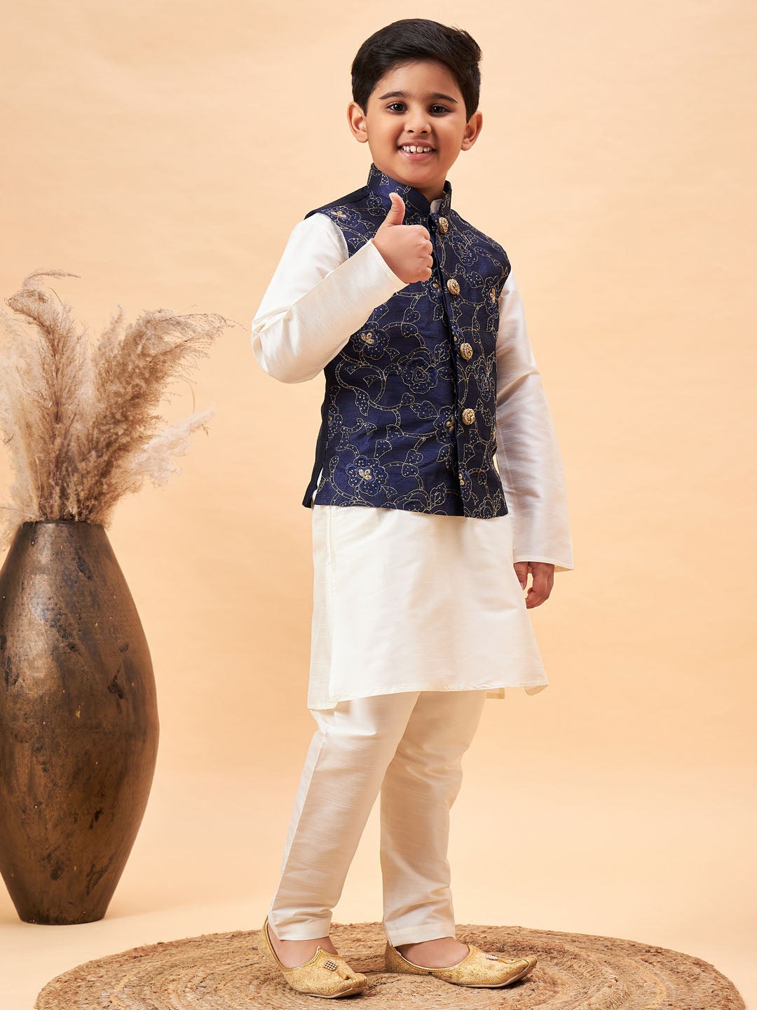 Vastramay Boy's Navy Blue Nehru Jacket With Cream Kurta And Pyjama Set - qivii