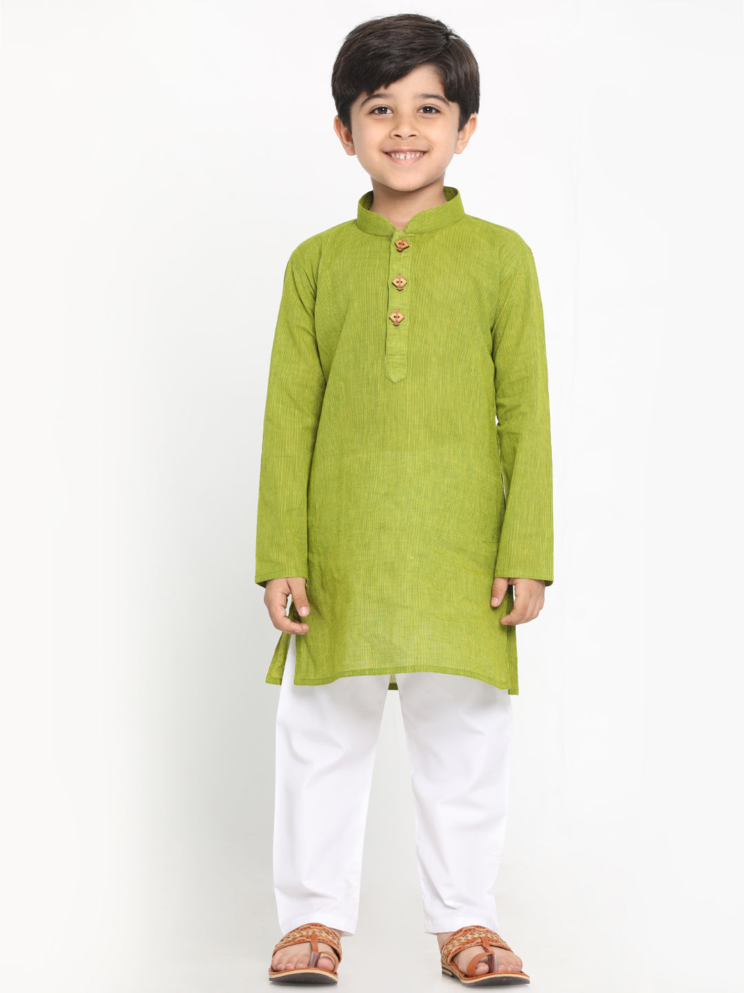 VASTRAMAY Boy's Green Cotton Kurta - qivii