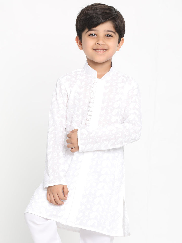 Vastramay Boy's White Lukhnowi Chikankari Kurta - qivii