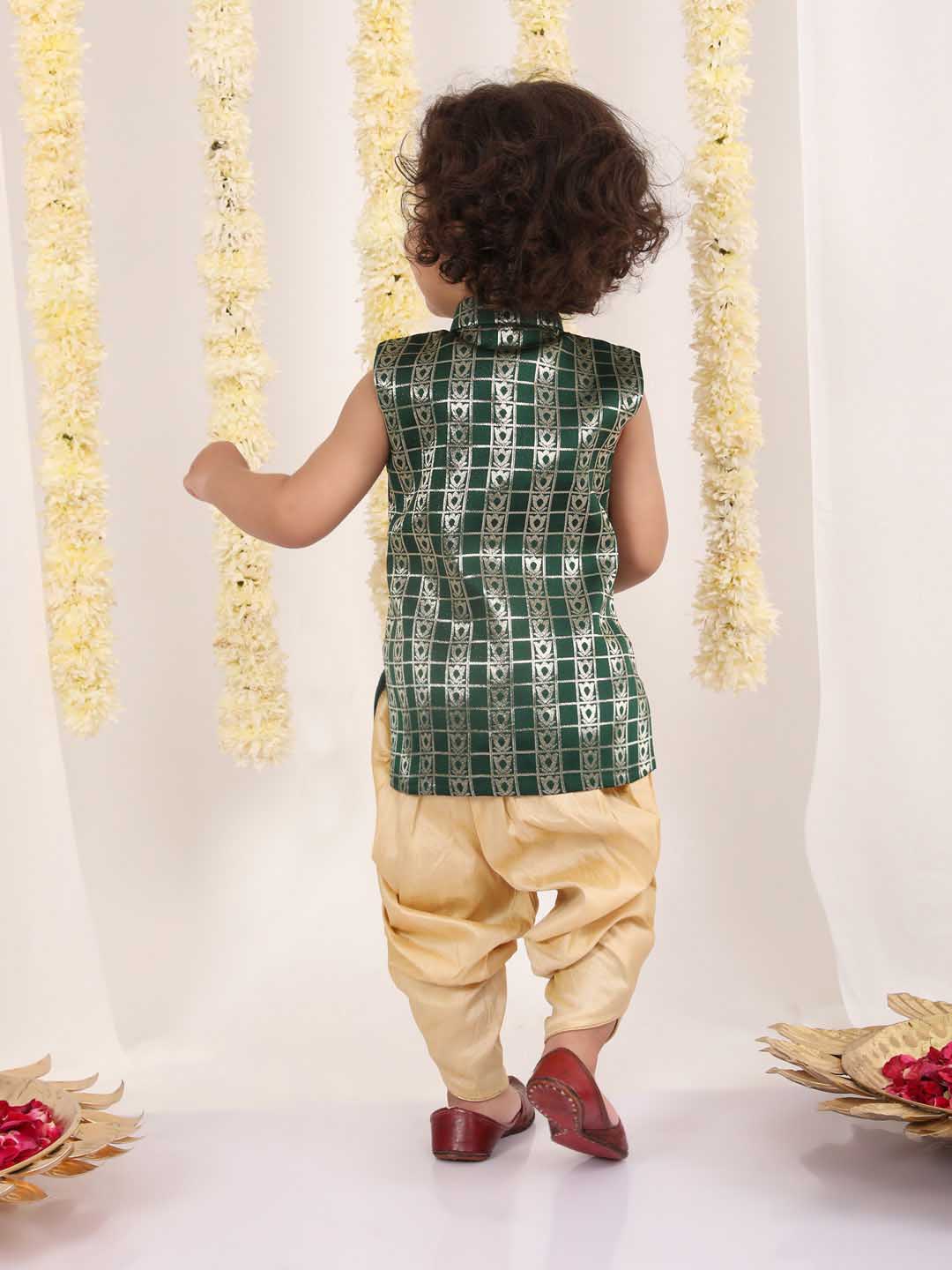VASTRAMAY Boys' Green Brocade Kurta Dhoti Set - qivii