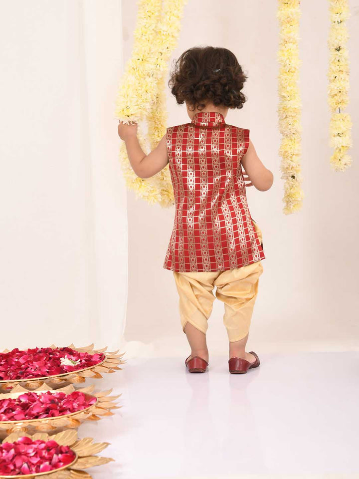 VASTRAMAY Boys' Maroon Brocade Kurta Dhoti Set - qivii