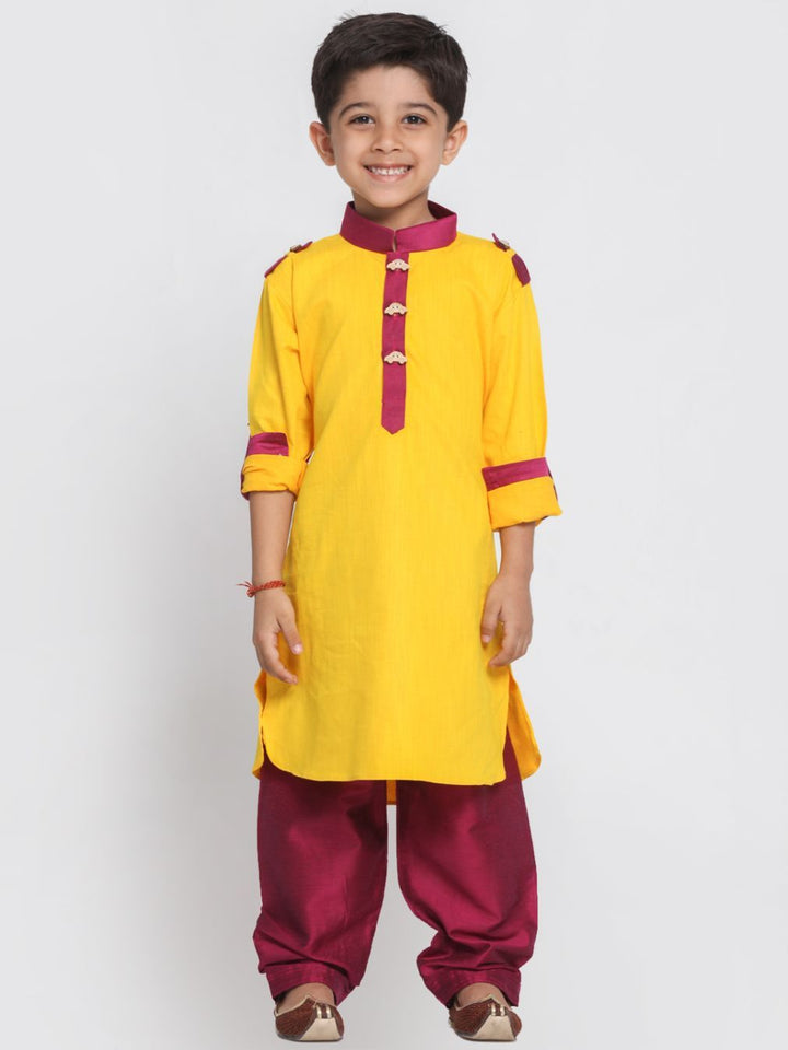 VASTRAMAY Boy's Yellow Cotton Pathani Suit - qivii