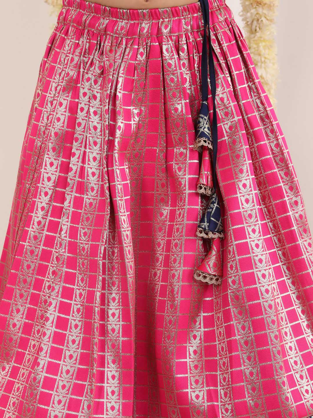 Vastramay Girl's Pink Pavda Pattu Lehenga Choli Set - qivii