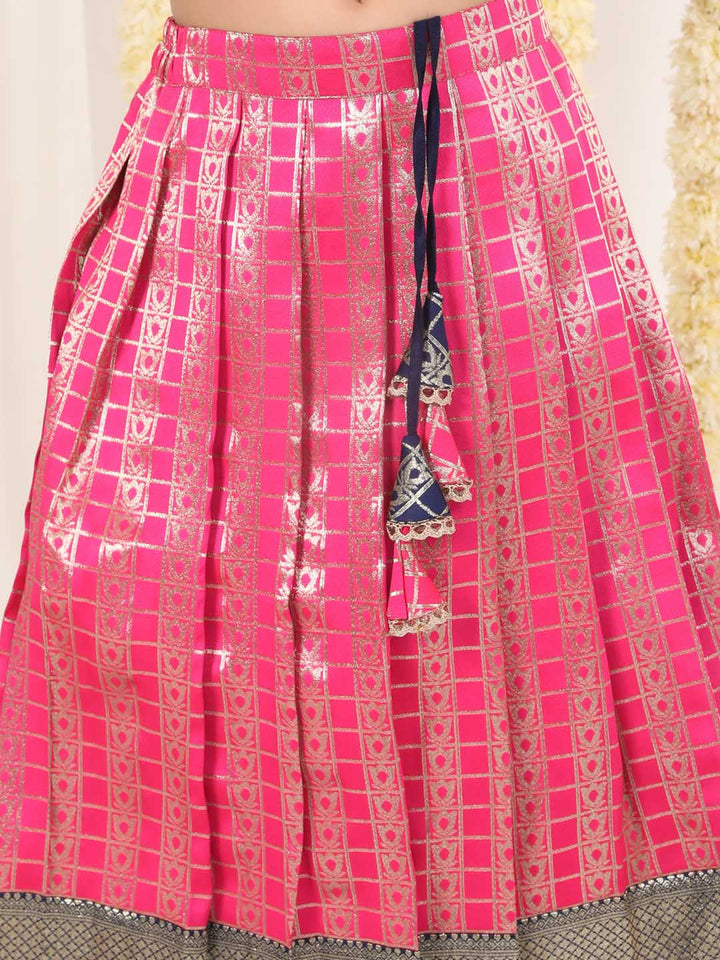 Vastramay Girl's Blue And Pink Pavda Pattu Lehenga Choli Set - qivii