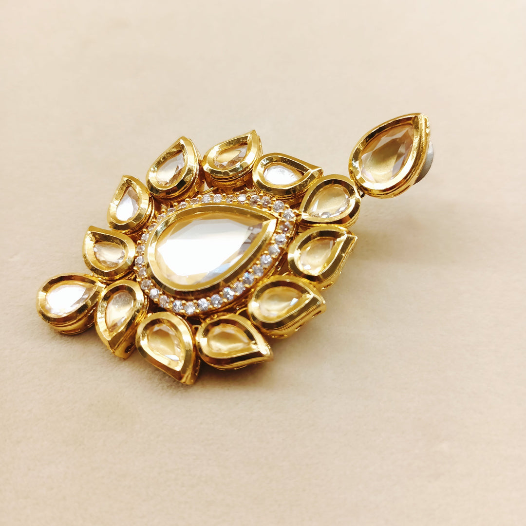 Intricately designed Kundan earrings with high quality copper and sparkling American diamond embellishments