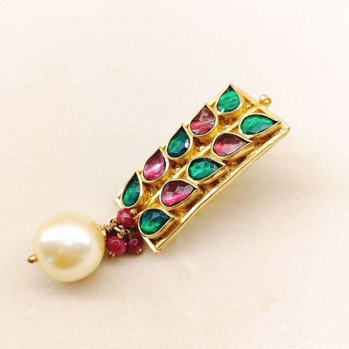 Advika Wine & Green Coloured Paachi Kundan Earrings - qivii