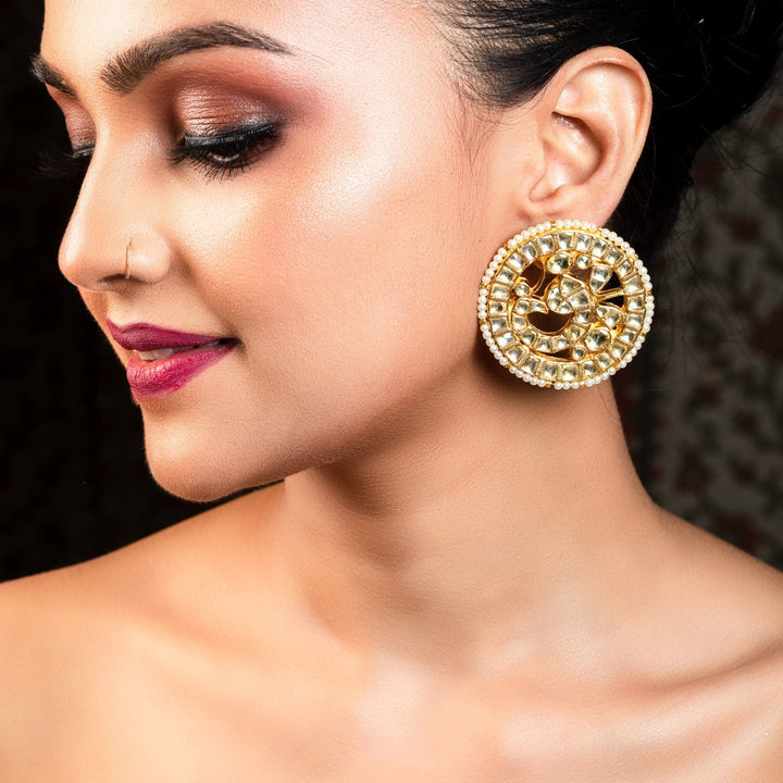 Aanchal Cream Beads Gold Plated Round Kundan Tops - qivii