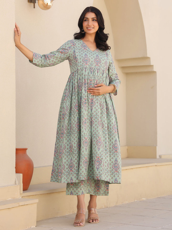 Light Green Pure Cotton Floral Printed A-line Maternity Kurta Pant Set - qivii