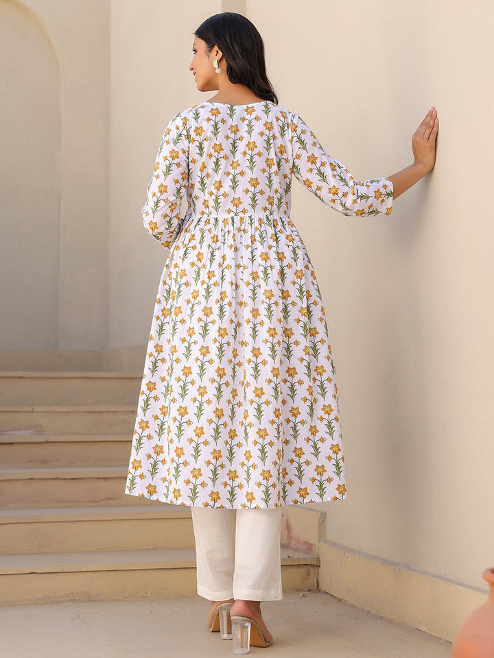 White Pure Cotton Floral Printed A-line Maternity Kurta - qivii
