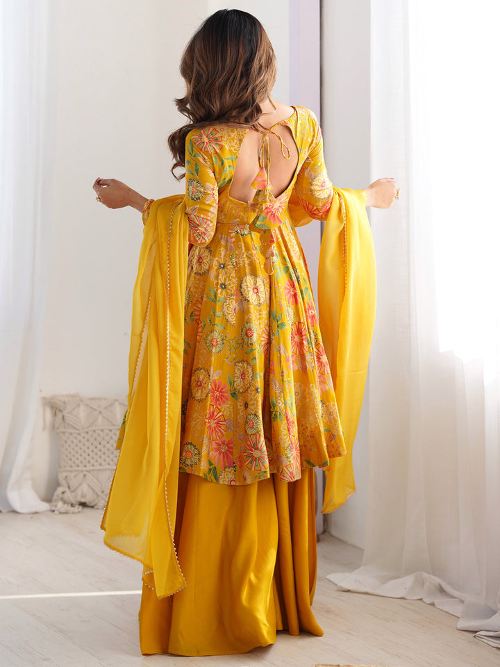 Beautiful palazzo suit with full micro crape fabric lining for comfort 