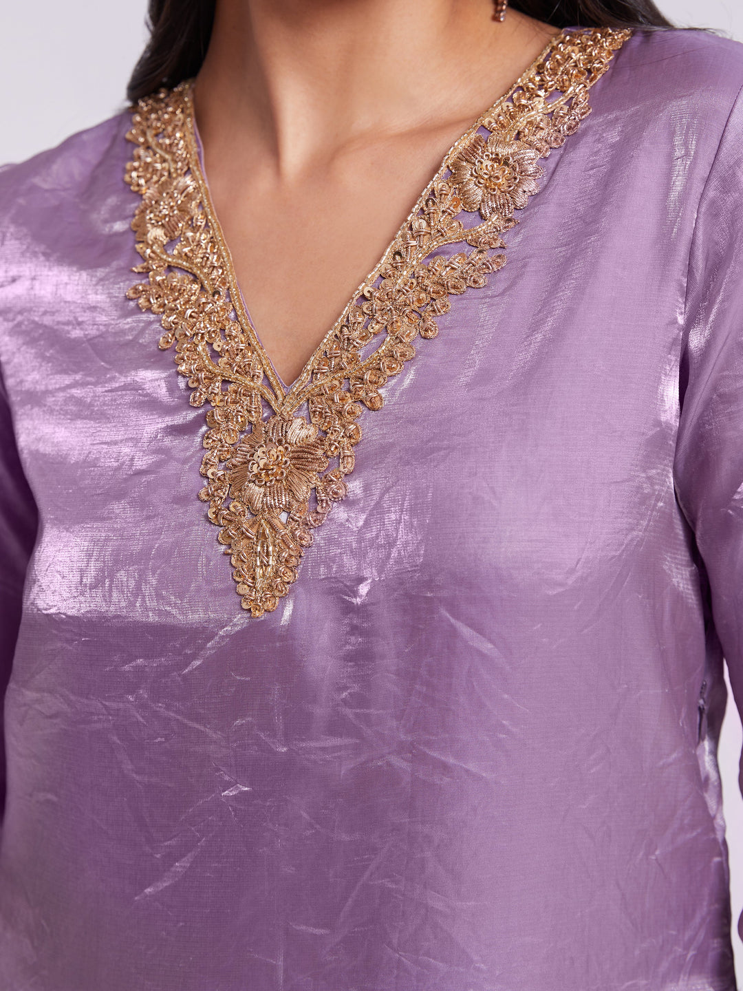 Carefully designed lilac organza kurta set for comfort and style