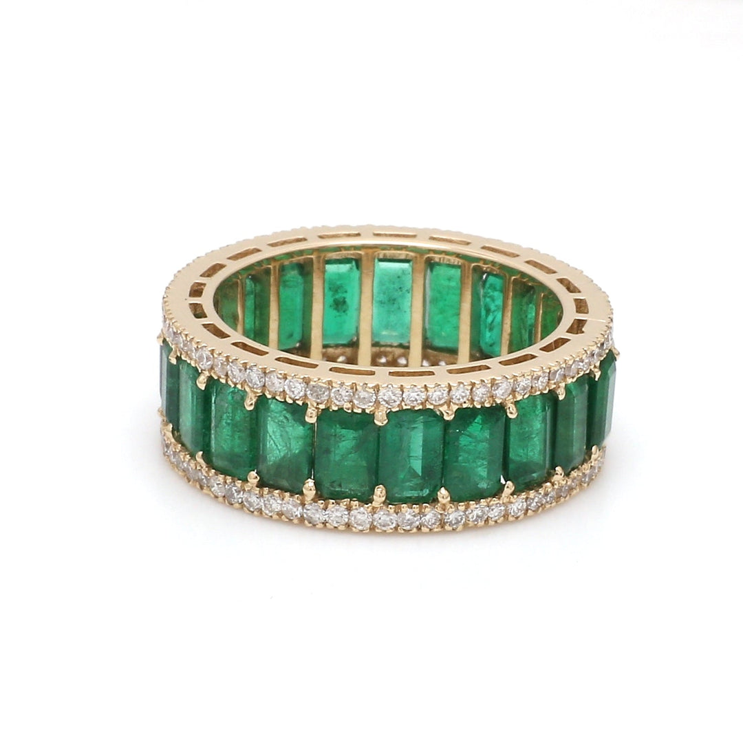 Emerald and Diamond Ring - qivii