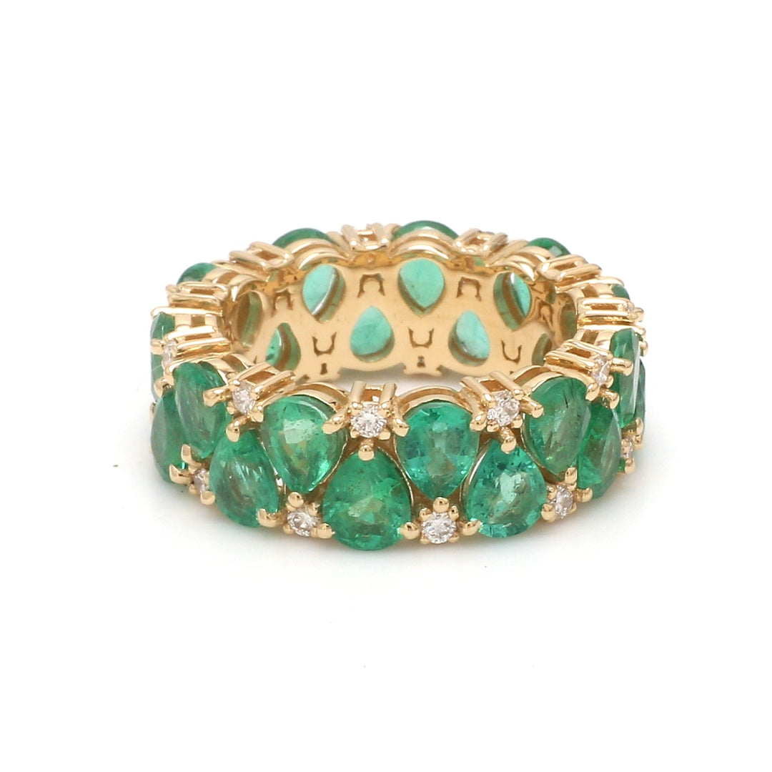 Emerald Pear and Diamond Ring - qivii