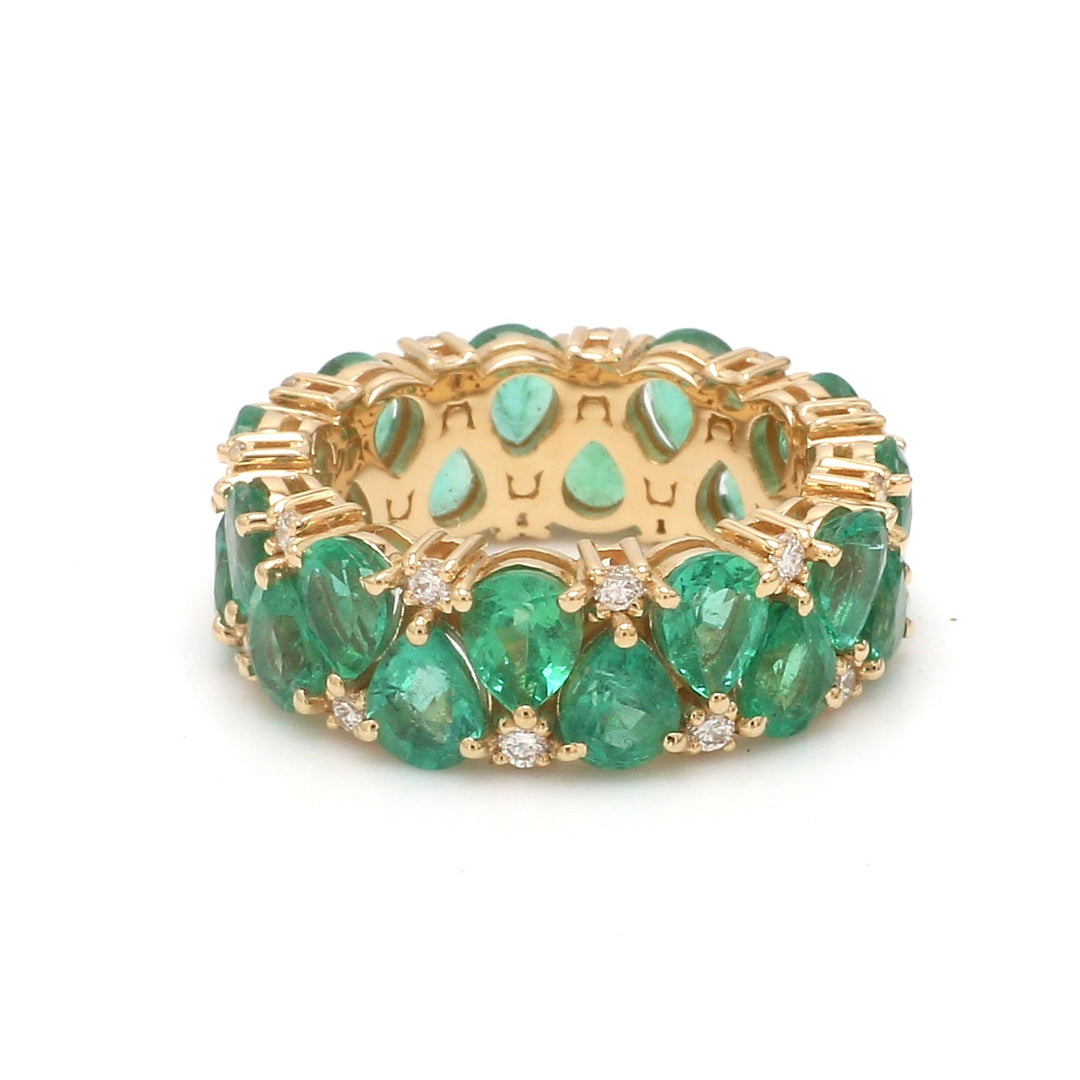 Emerald Pear and Diamond Ring - qivii