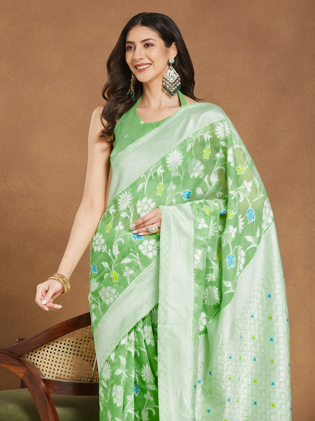Janasya Women's Light Green Silk Blend Floral Woven Design Jacquard Saree with Blouse Piece