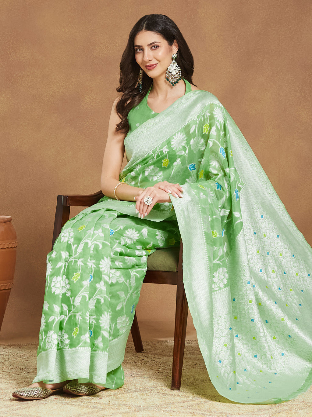 Janasya Women's Light Green Silk Blend Floral Woven Design Jacquard Saree with Blouse Piece
