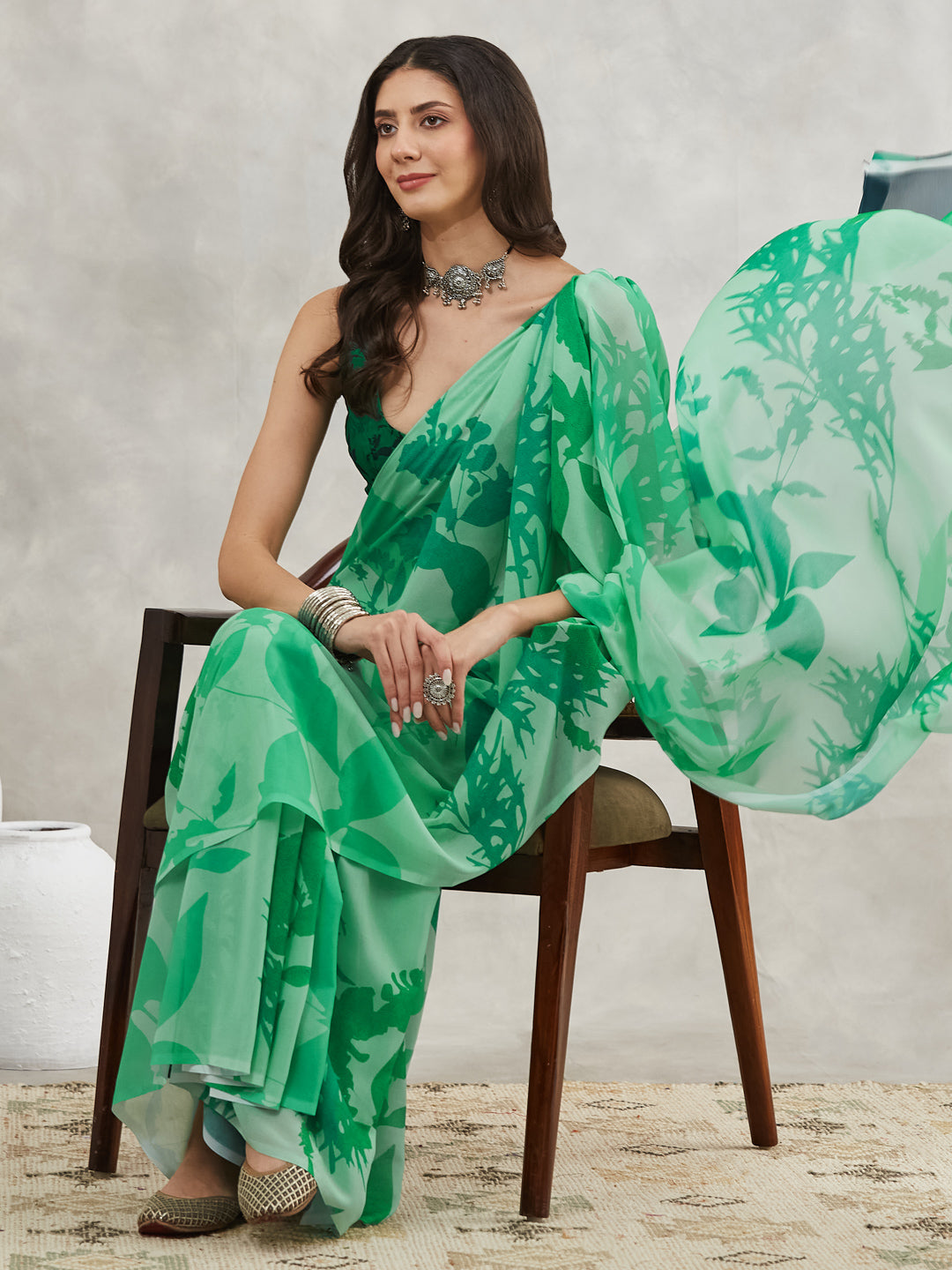 Janasya Women's Green Georgette Abstract Printed Printed Saree with Blouse Piece
