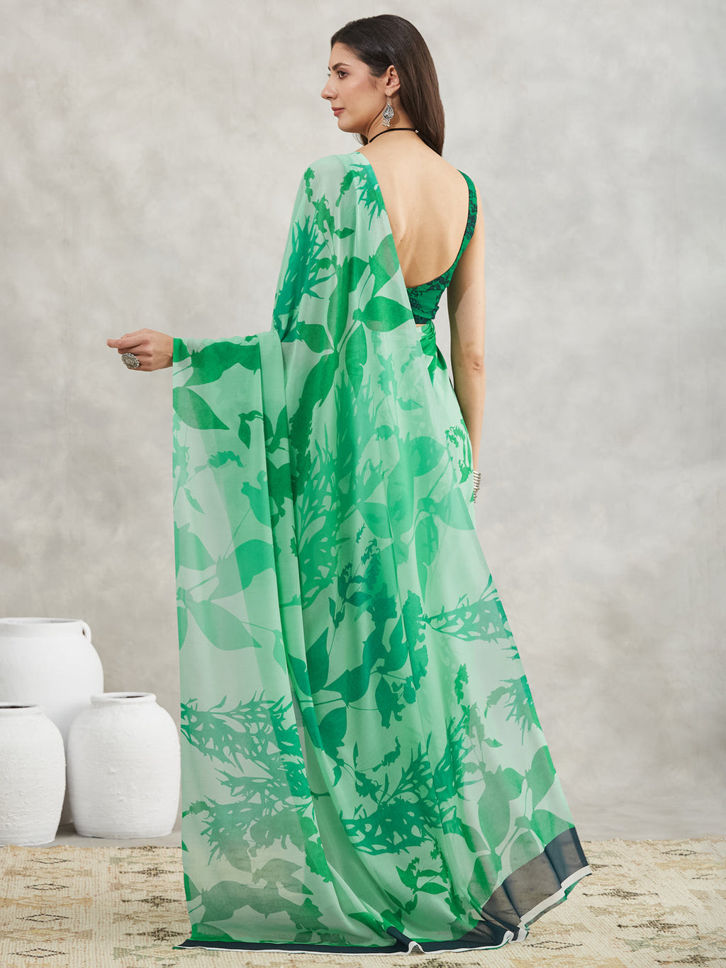 Janasya Women's Green Georgette Abstract Printed Printed Saree with Blouse Piece