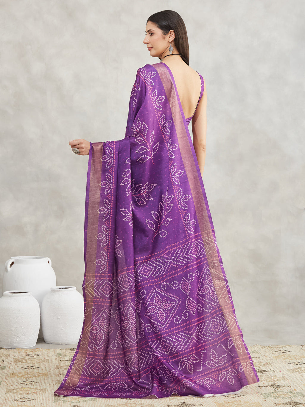 Janasya Women's Purple Silk Blend Bandhani Printed Printed Saree with Blouse Piece