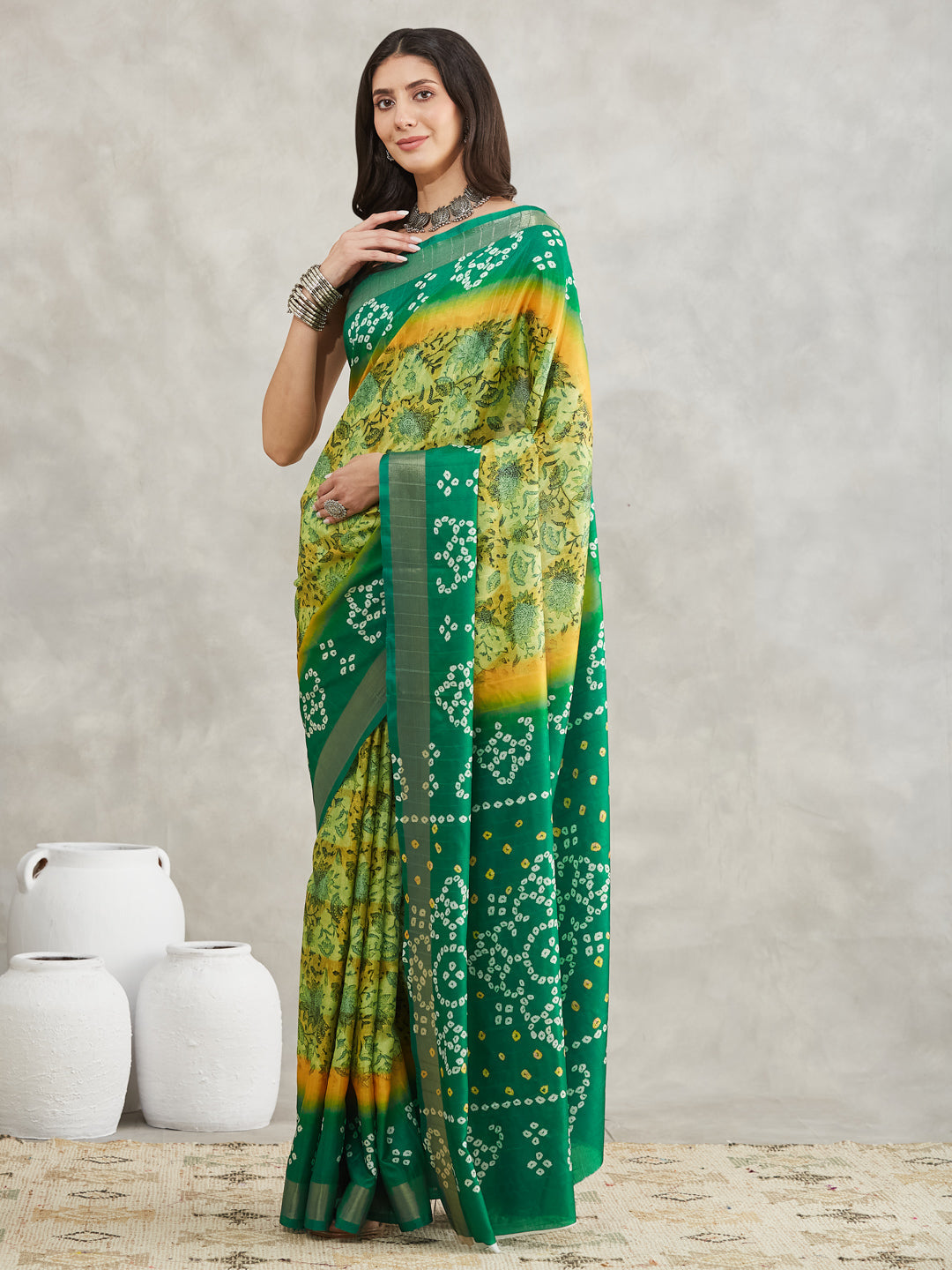 Janasya Women's Mustard & Green Silk Blend Bandhani Printed Printed Saree with Blouse Piece