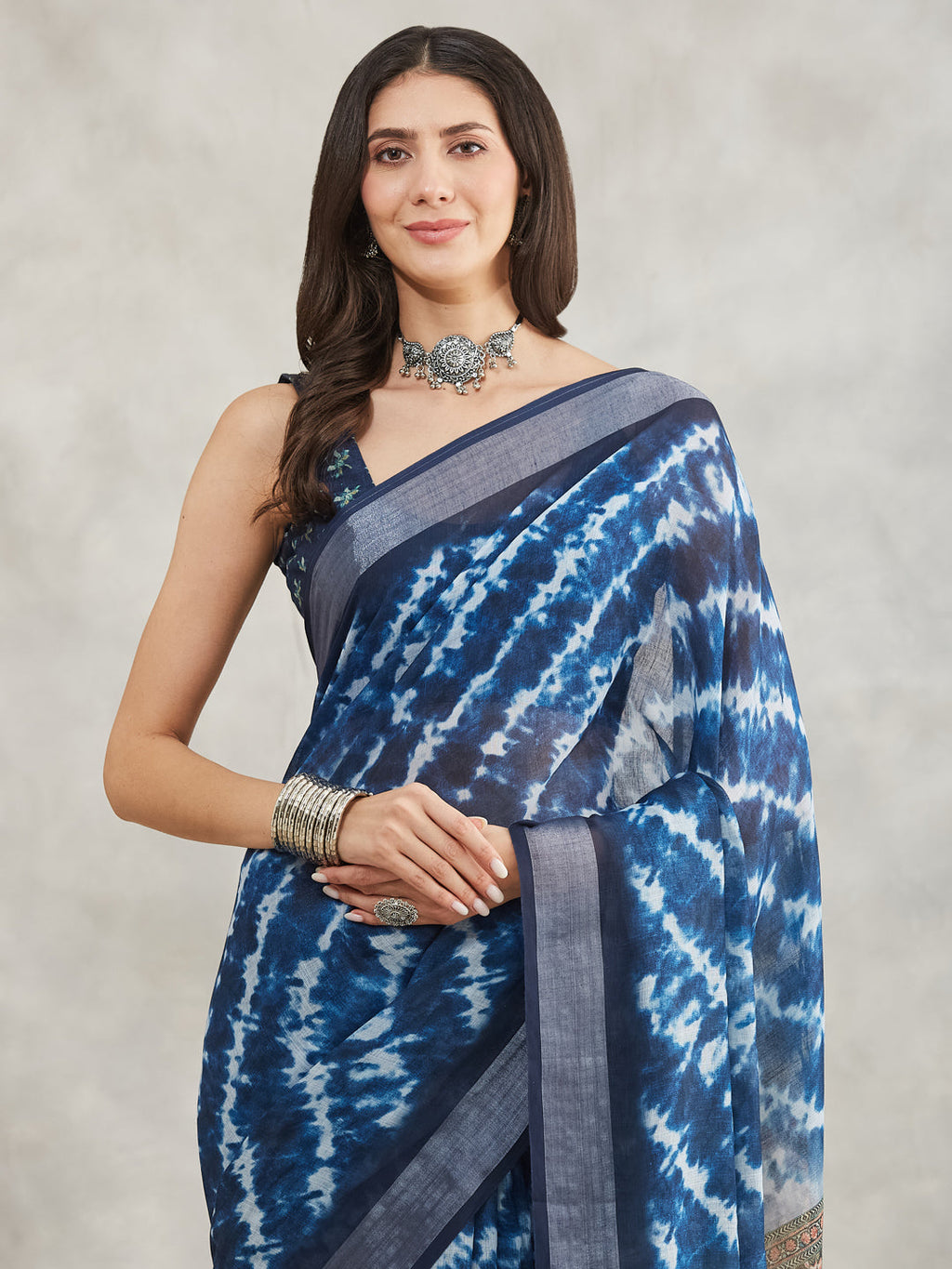 Janasya Women's Indigo Linen Blend Tie & Dye Printed Printed Saree with Blouse Piece
