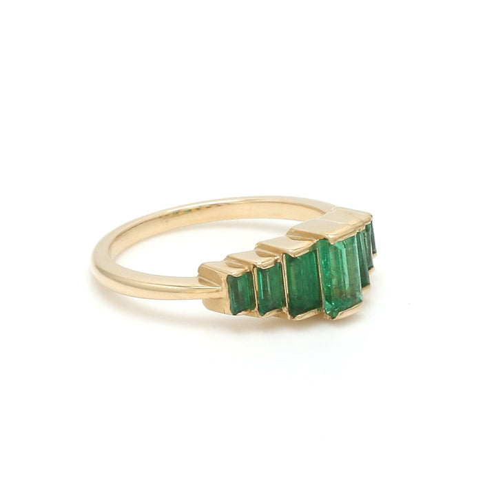 Emerald Graduating Baguette Ring - qivii