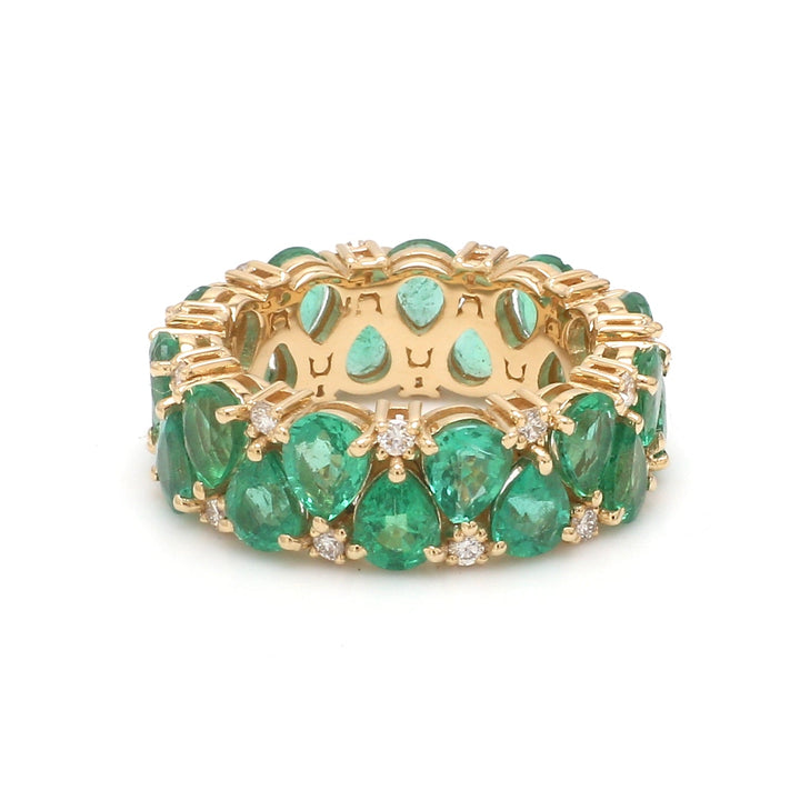 Emerald Pear and Diamond Ring - qivii