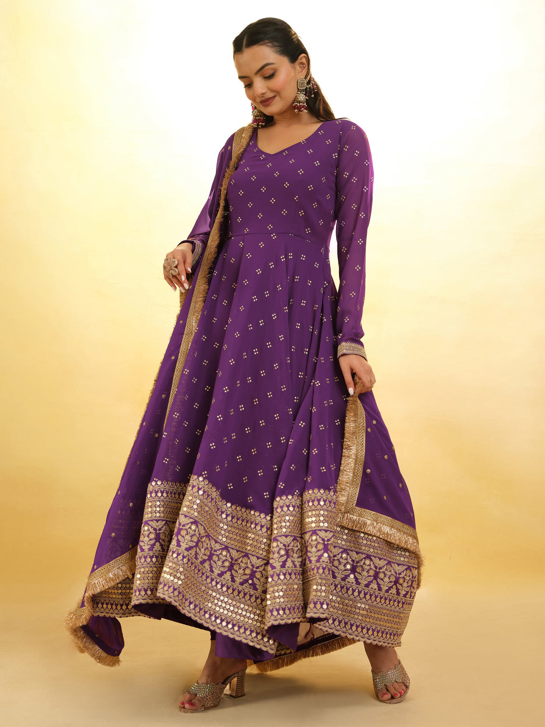 Fully stitched purple suit available in sizes XS to XXL for a flawless fit