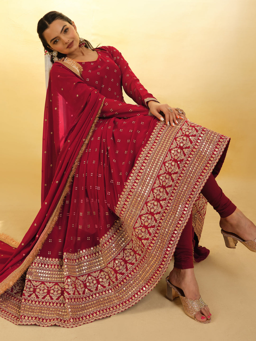 Sophisticated and charming red salwar suit