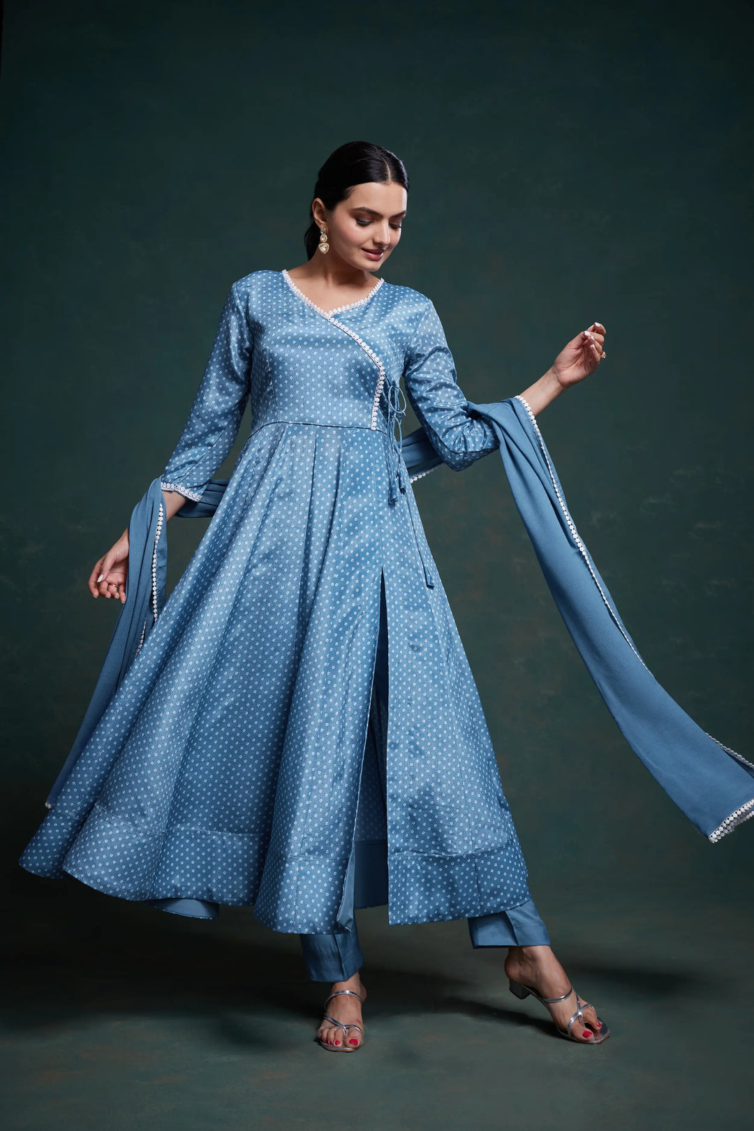 Blue Bandhani Printed Chinon Silk Salwar Suit - qivii