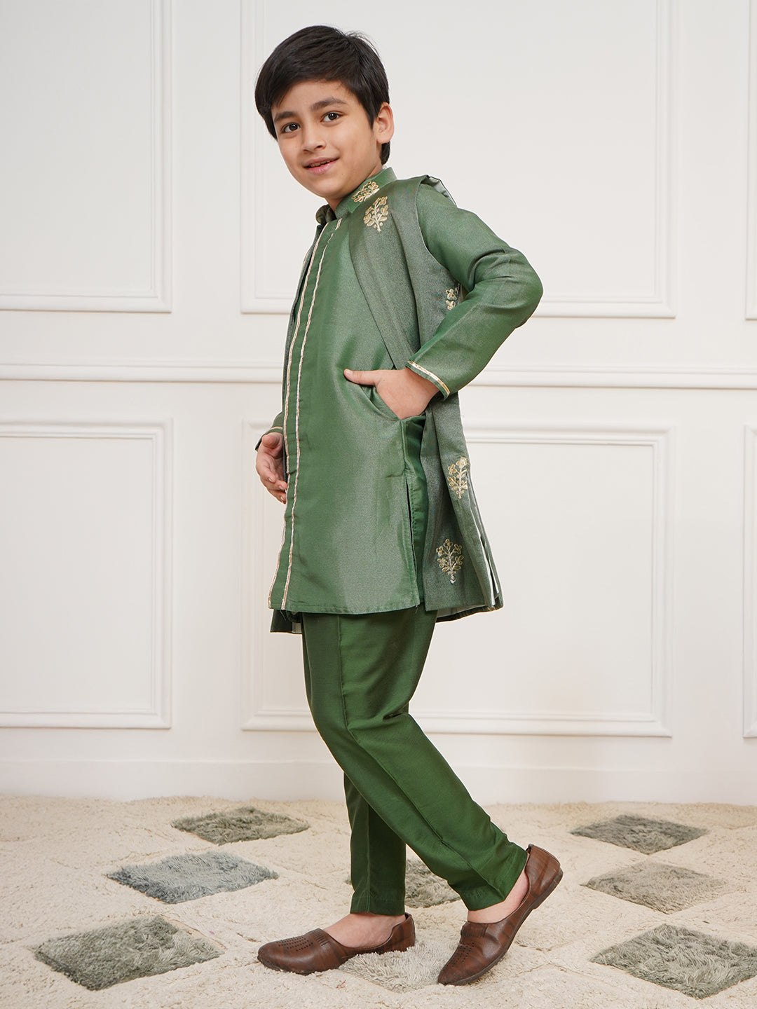VASTRAMAY Boys' Green Jacket, Kurta and Pyjama Set - qivii