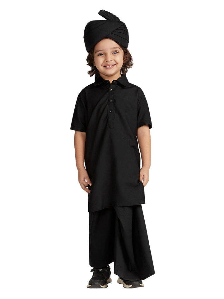Boys' Black Viscose Kurta Lungi And Safa set - qivii