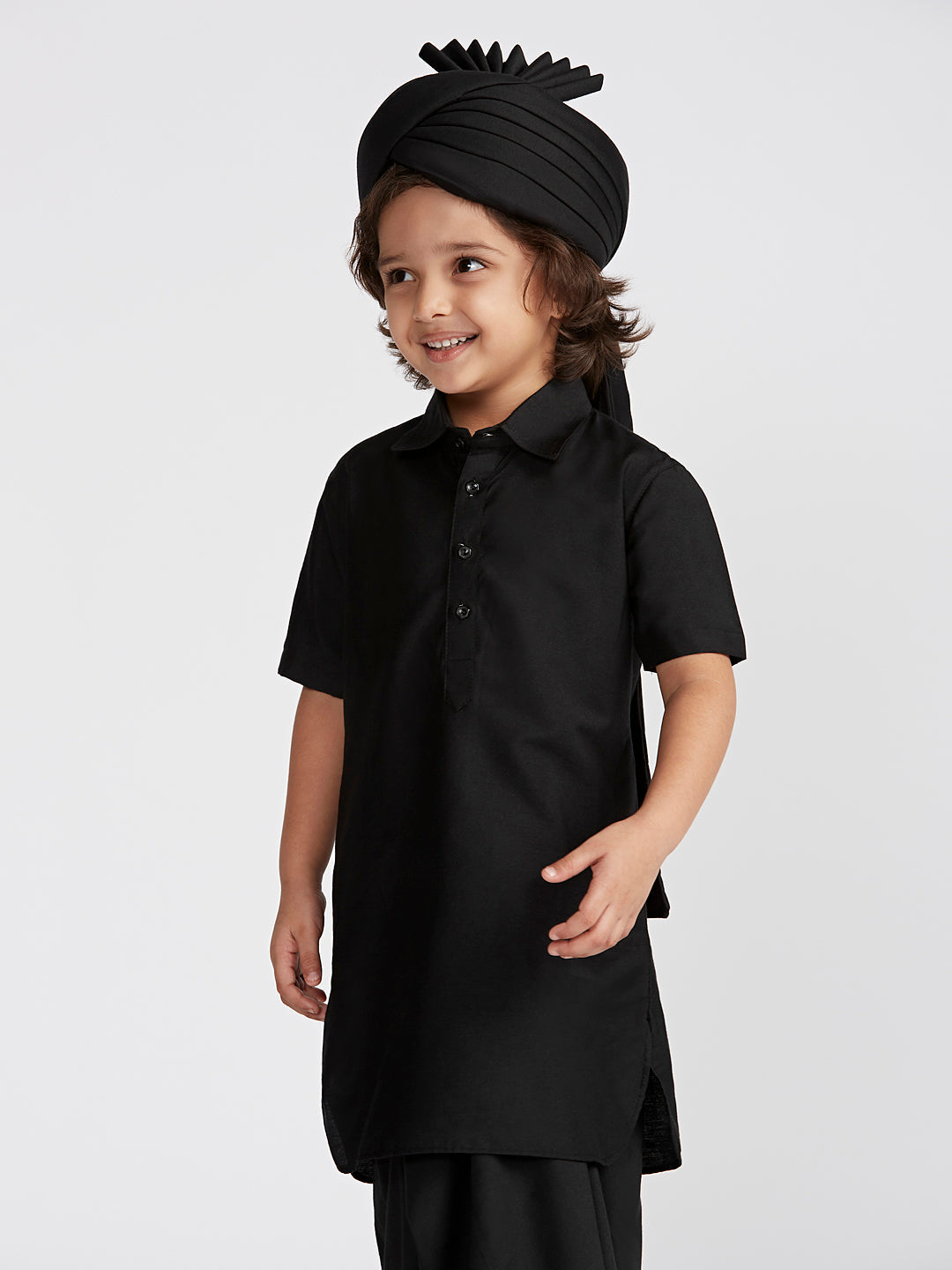 Boys' Black Viscose Kurta Lungi And Safa set - qivii
